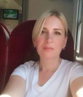 Rencontre Femme : Olha, 45 ans à Ukraine  Kharkov